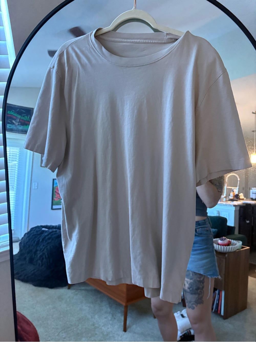 Men’s Beige Crewneck Short-Sleeve Top